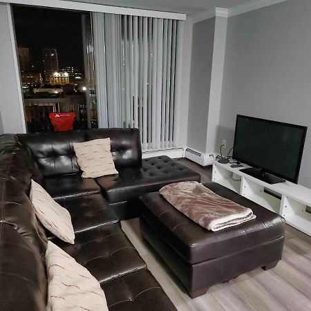 Furnished 1 Bedroom In East Village By Signature Suites Ltd Calgary Exterior photo